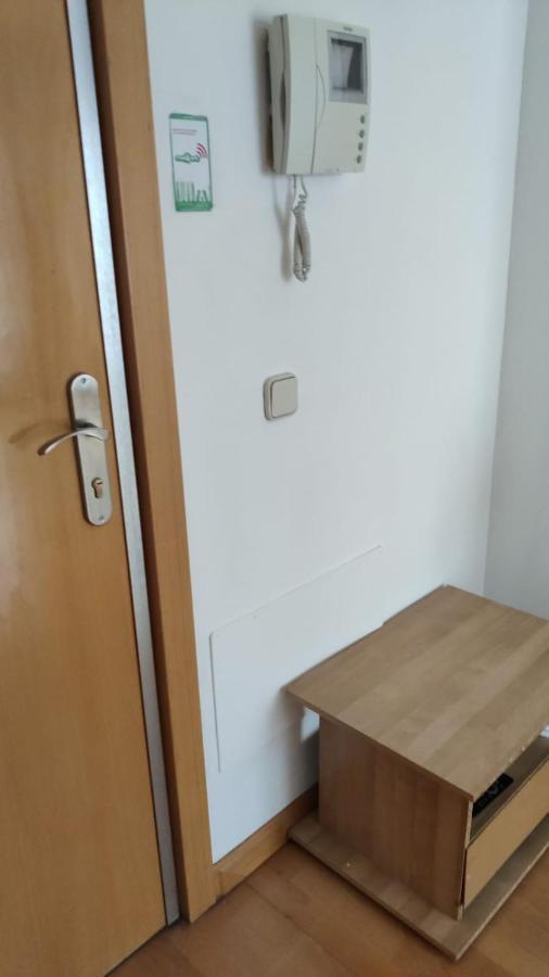Apartamento En Atocha - Silencioso Y Luminoso Madrid Luaran gambar